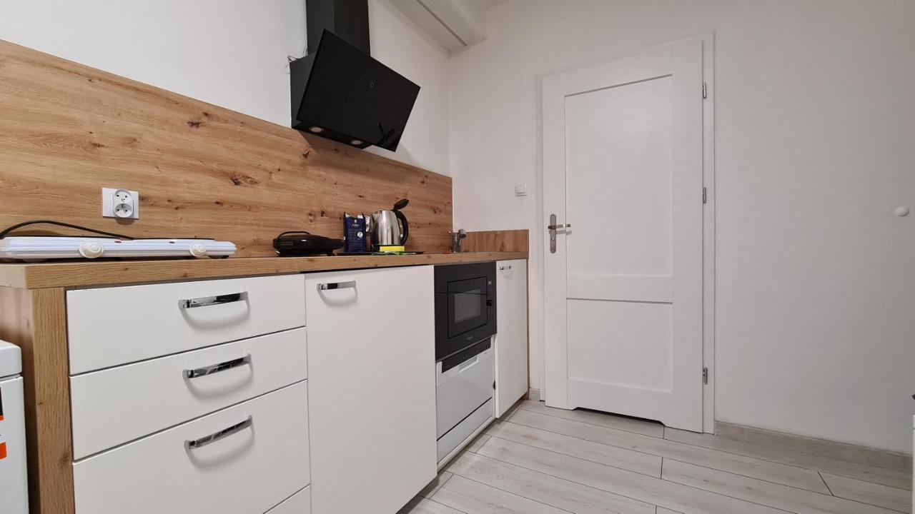 Апартаменты Studio I Pokoje I Pokoje Z Lazienkami Гданьск Экстерьер фото