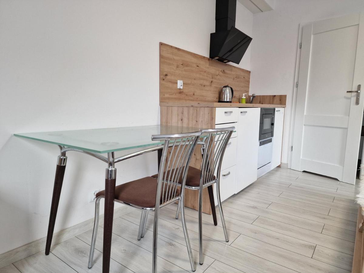 Апартаменты Studio I Pokoje I Pokoje Z Lazienkami Гданьск Экстерьер фото